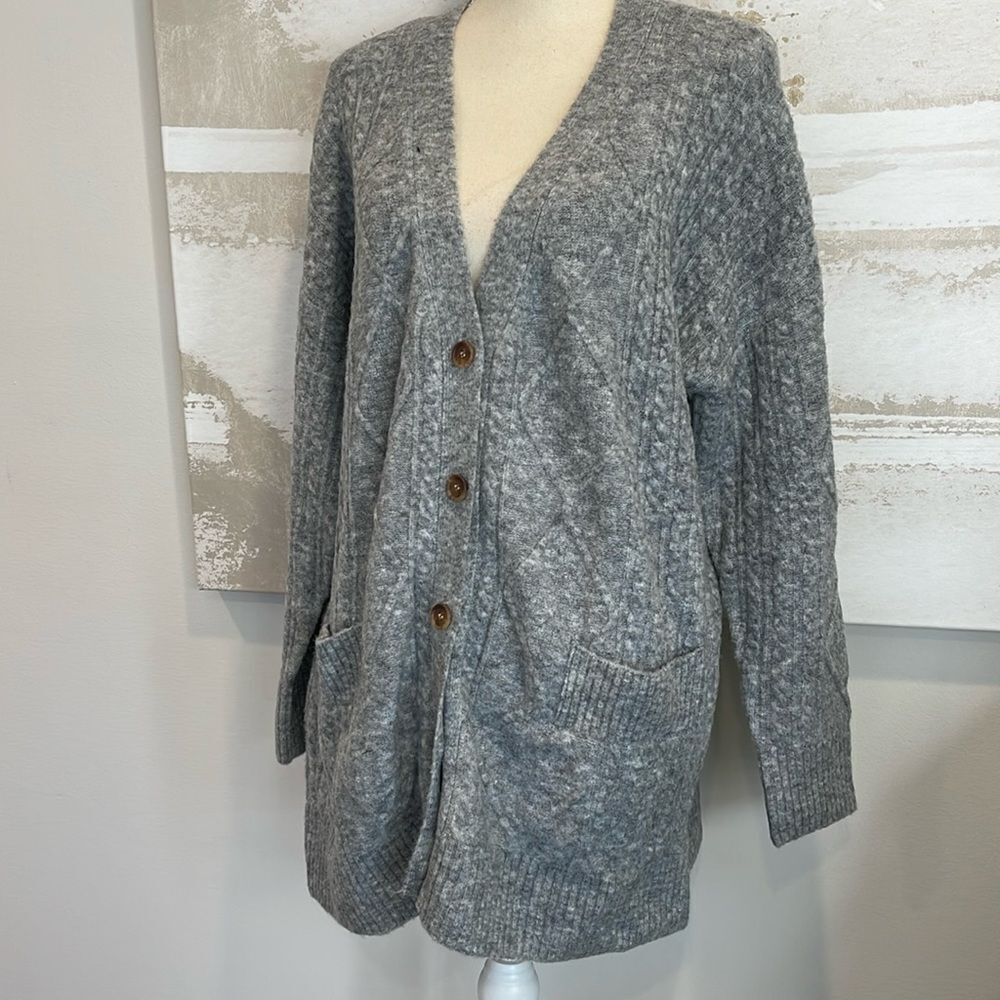 Minnie Rose Women's White Cable Knit Wool Blend Cardigan 2 pockets